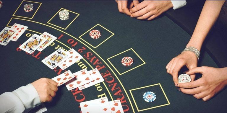 Nắm được cách chơi Blackjack chuẩn giúp bạn có nhiều lợi thế hơn.